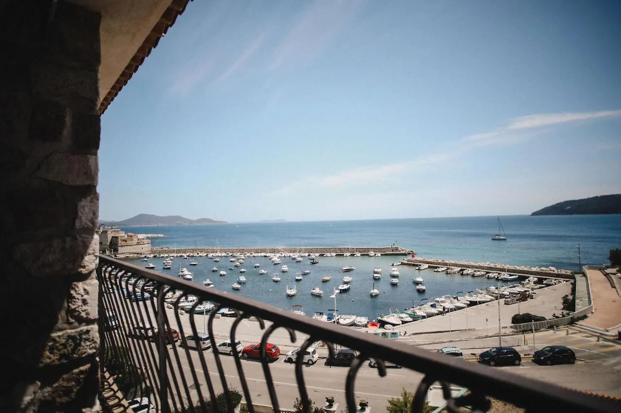 **** Otel Best Western Plus La Corniche Toulon Fransa