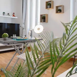  Appartement Gregbnb-com - T2 Design - Climatisé - Wifi Fibre