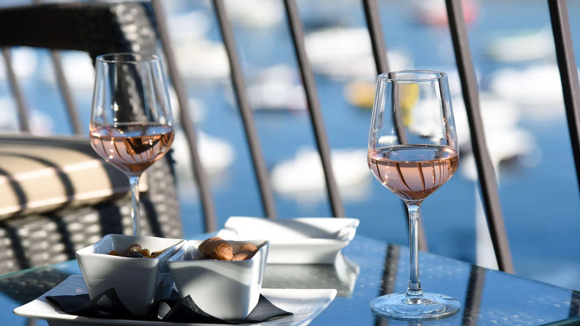 Best Western Plus La Corniche Hotel Toulon 4*,