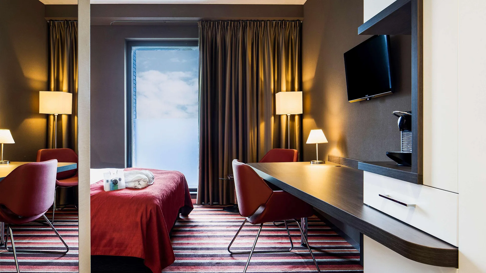 Best Western Plus La Corniche Hotel Toulon